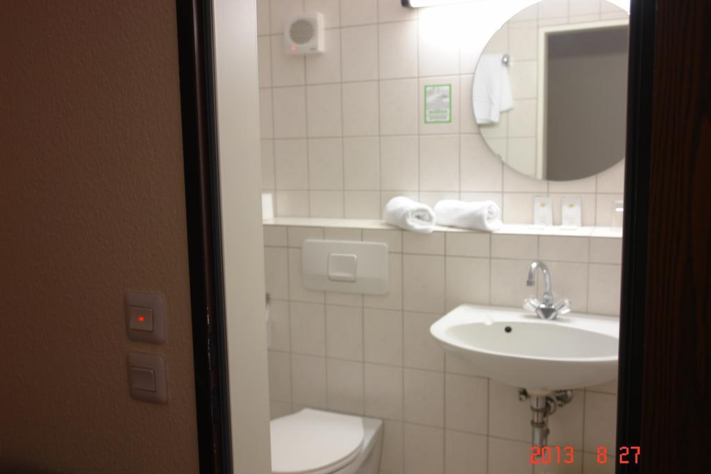 Birkeneck Otel Heusenstamm Oda fotoğraf